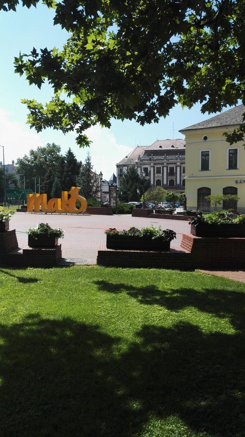 Csipke Apartman Makó Exterior foto